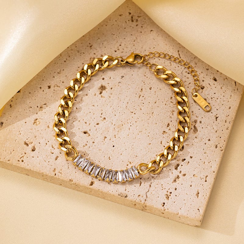 Rectacharm gold bracelet