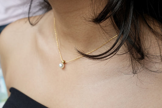 Moonkiss pendant