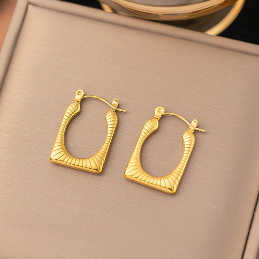 Edge Hoops
